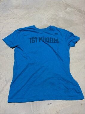 1st phorm Short Sleeve Logo Tee in Blue small